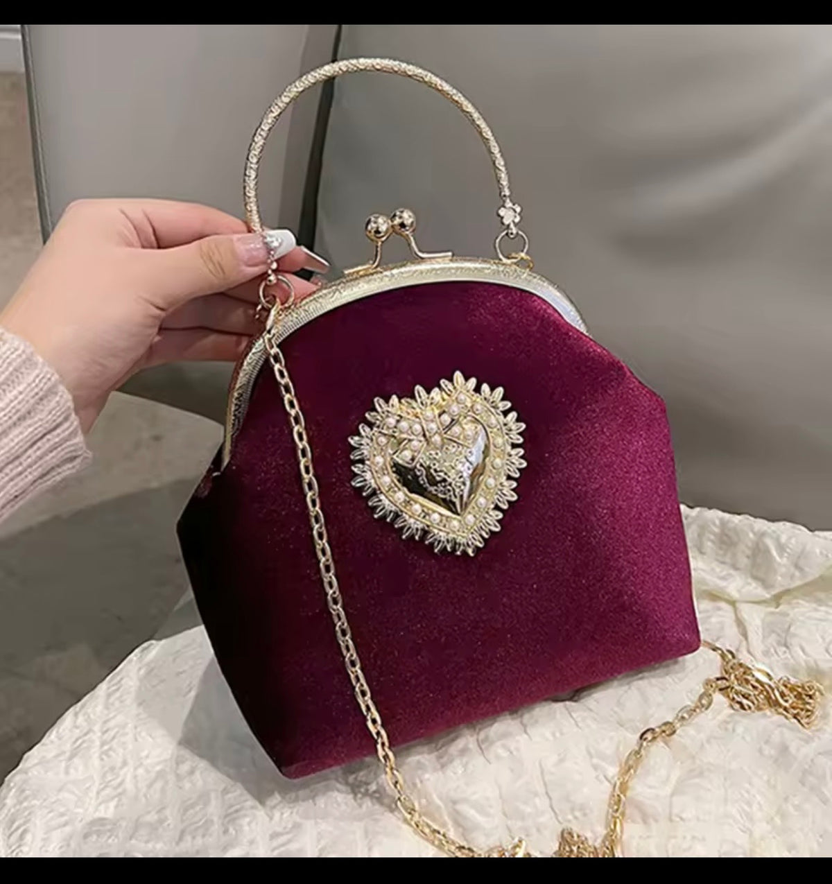✨ Black & Gold Heart Embellished Handbag