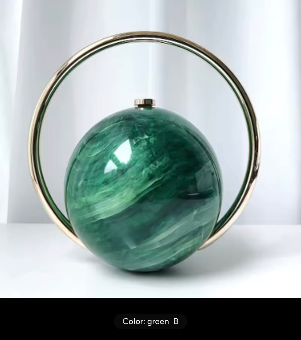 Marbled Orb Clutch