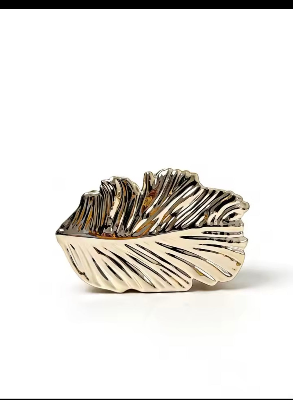 ✨ Gold Leaf Sculptural Clutch