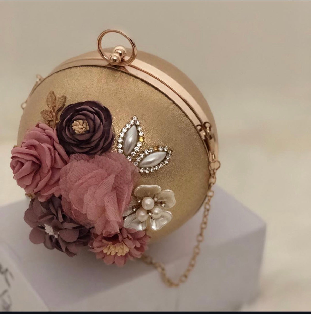 ✨ Gold Floral Embellished Round Clutch