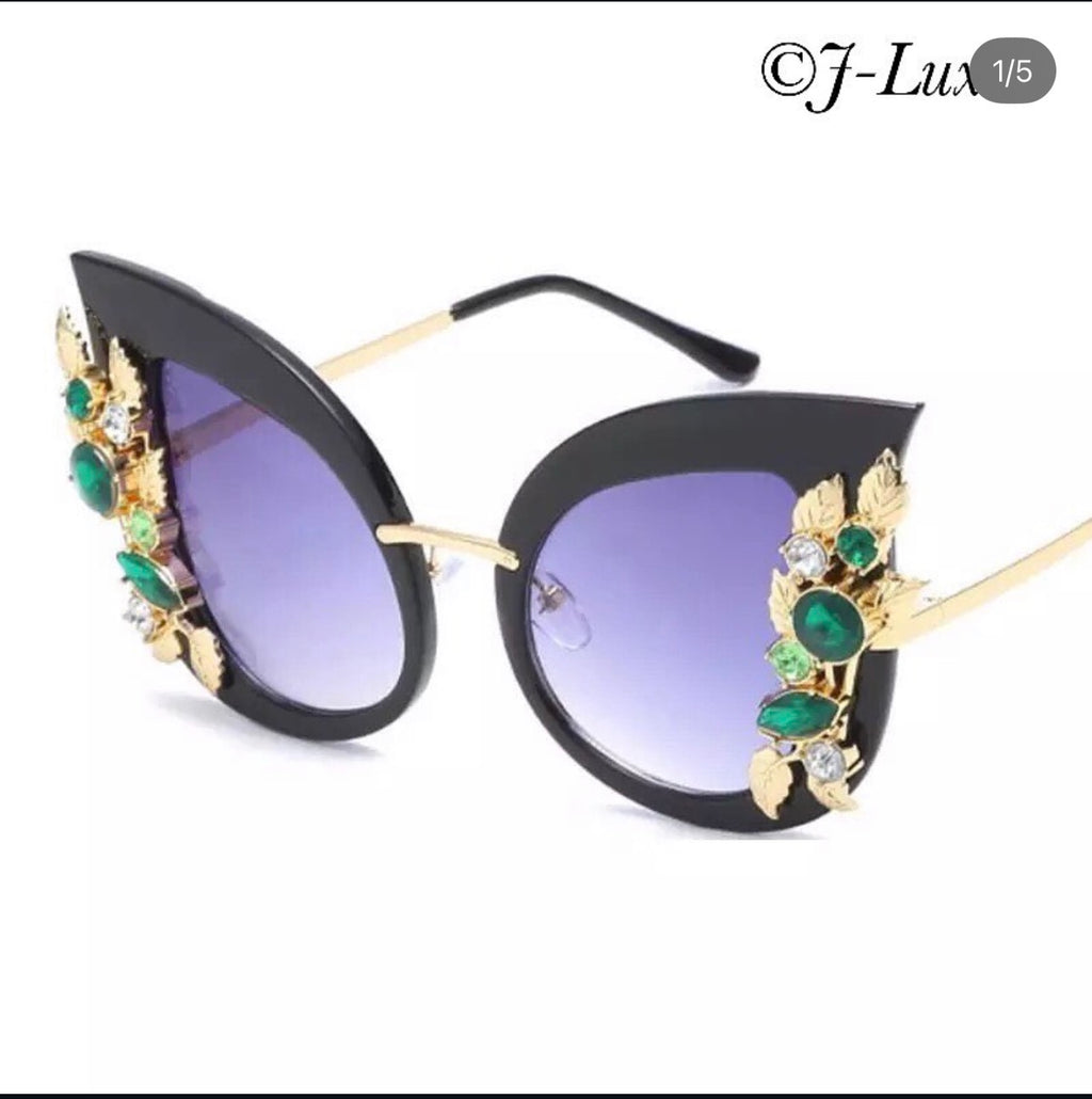 ✨Gem Embellished Sunglasses